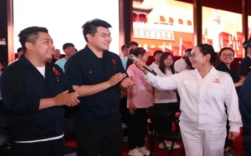 綻放青春光彩 開啟榮耀征程！榮程集團(tuán)舉行2023屆榮耀青年文藝匯報晚會